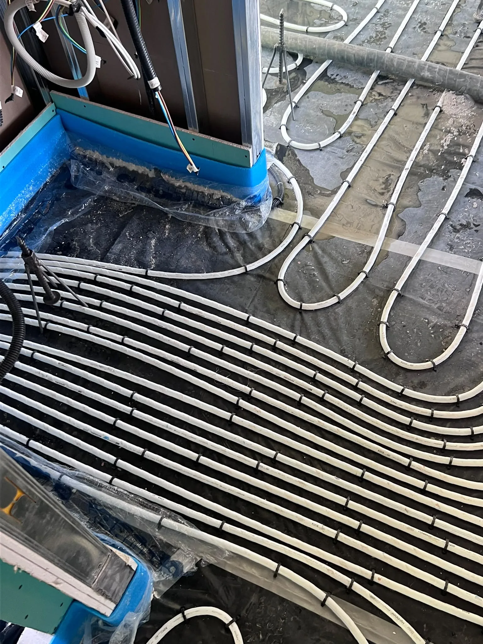 Water-based underfloor heating installation in Marbella – project photo 5