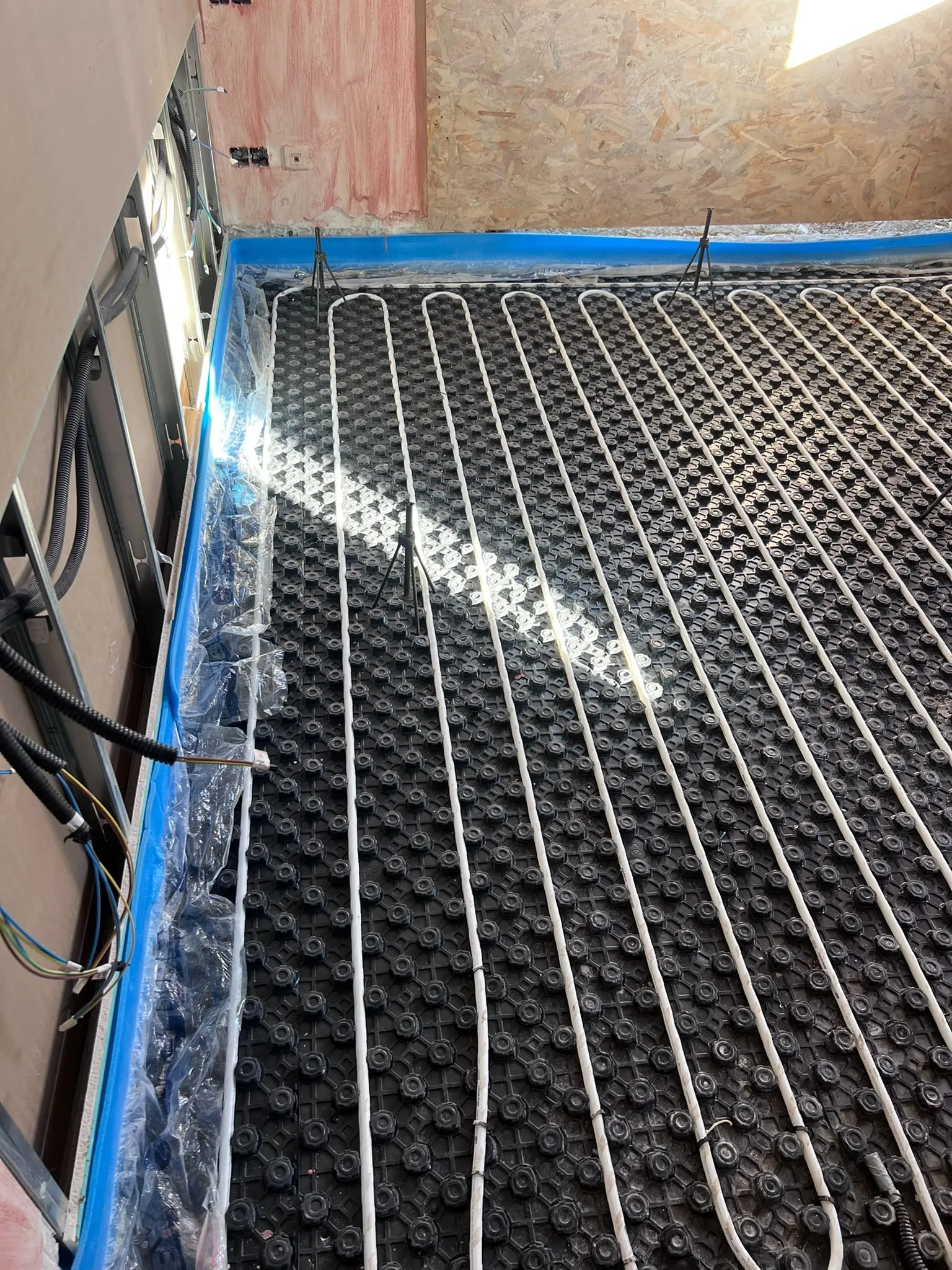 Water-based underfloor heating installation in Marbella – project photo 6