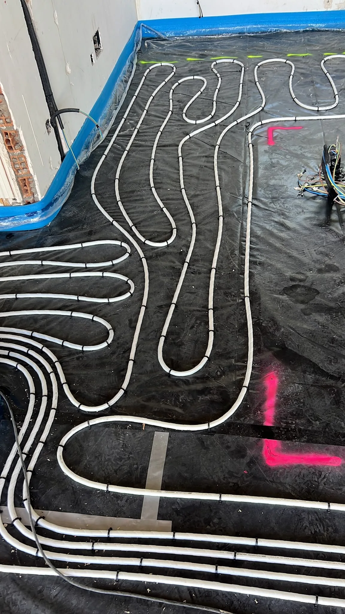 Water-based underfloor heating installation in Marbella – project photo 17