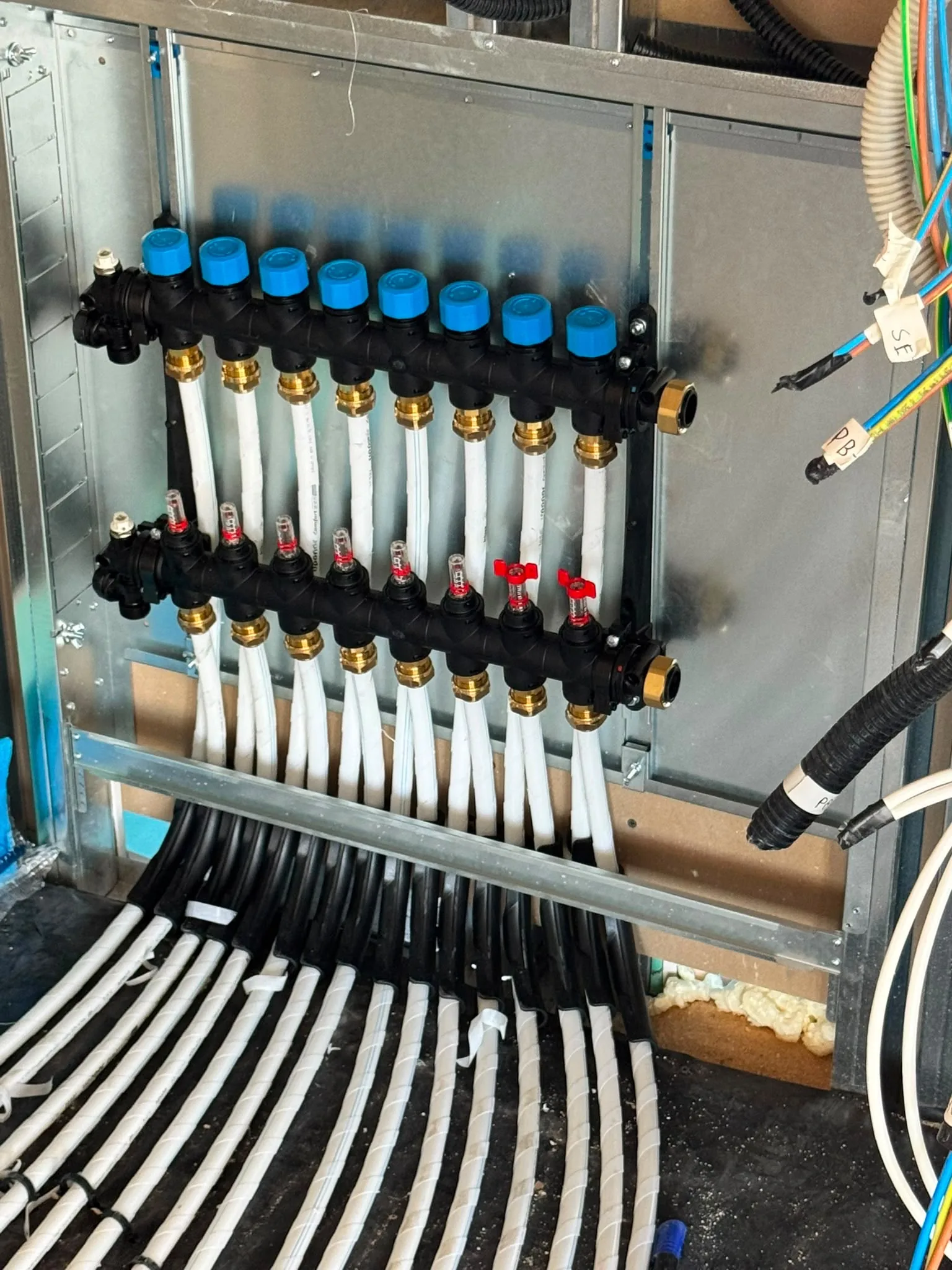 Water-based underfloor heating installation in Marbella – project photo 18